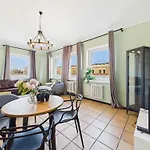 Superapart Marszalkowska 19 Urban Hideaway With Modern Comforts