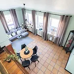 Superapart Marszalkowska 19 Urban Hideaway With Modern Comforts