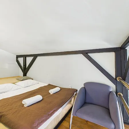 Superapart Marszalkowska 19 Urban Hideaway With Modern Comforts